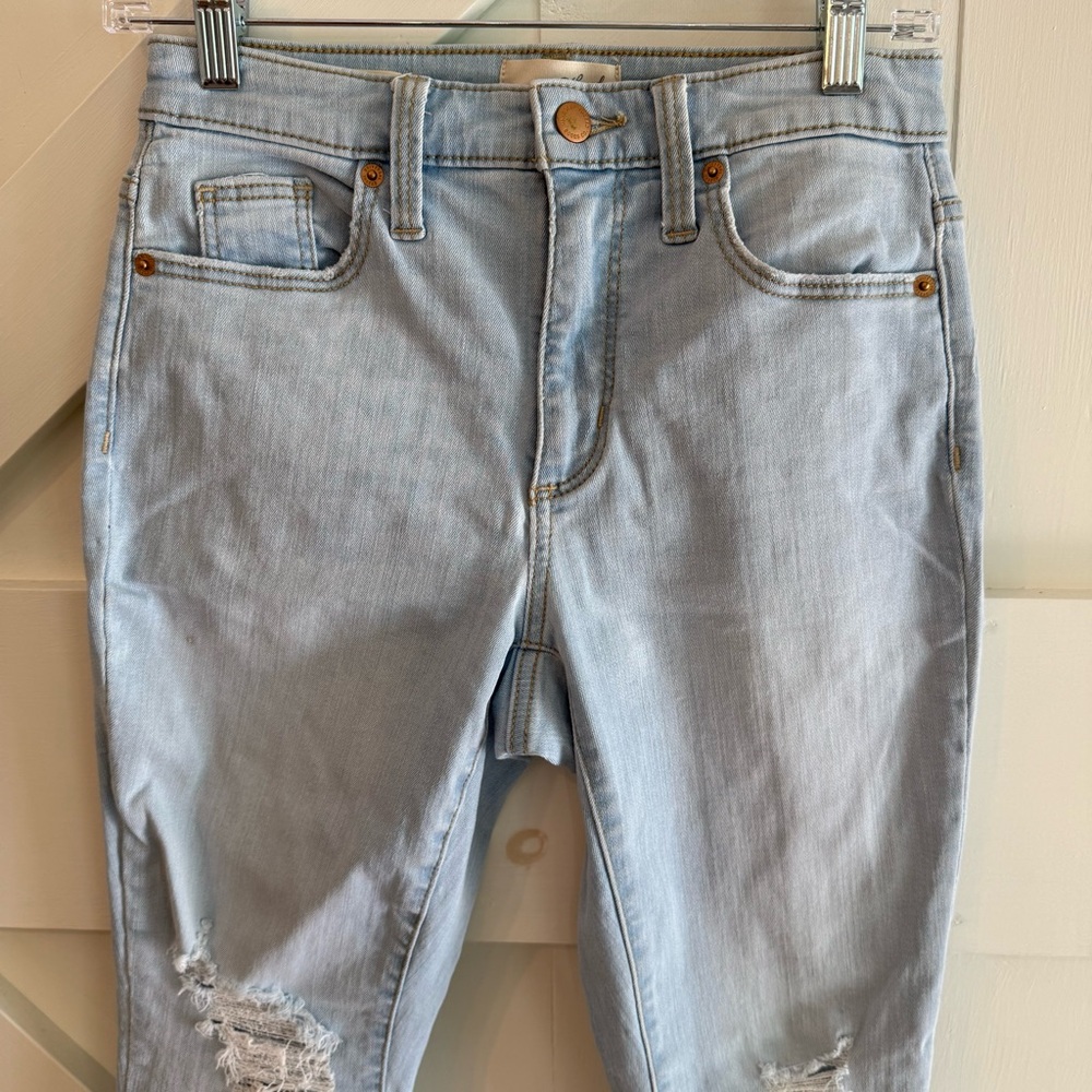 Universal Thread High Rise Skinny Jeans Distressed Style Size‎ 2 Raw Hem